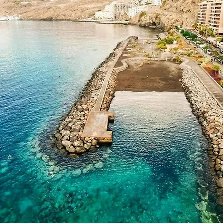 Διαμέρισμα Stunning 3 Bedroom In With Ocean Views *