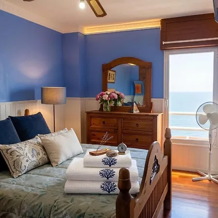 Stunning 3 Bedroom In With Ocean Views Διαμέρισμα