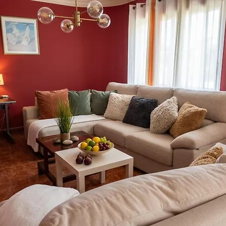 Stunning 3 Bedroom In With Ocean Views * Radazul