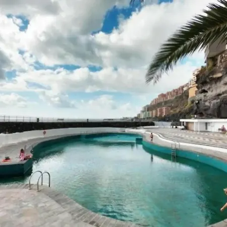 Apartamento Stunning 3 Bedroom In With Ocean Views Radazul