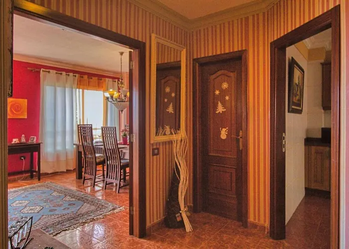 아파트 Stunning 3 Bedroom In With Ocean Views Radazul