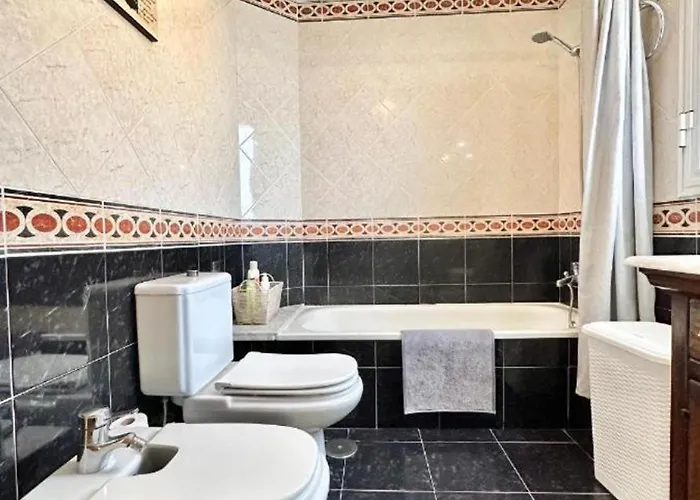 Stunning 3 Bedroom In With Ocean Views * Radazul