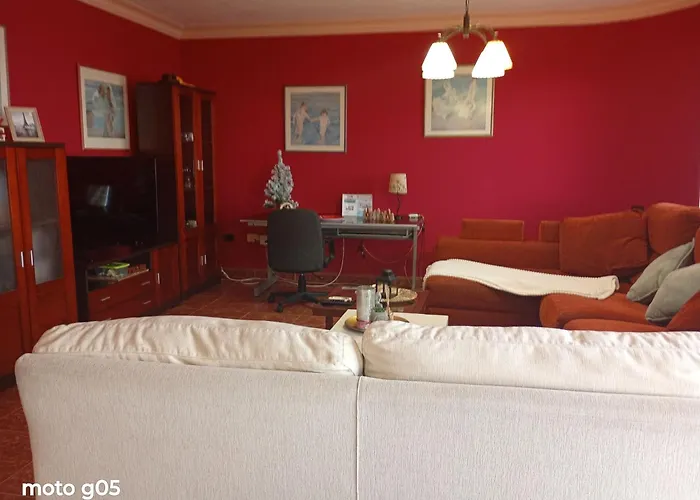 Stunning 3 Bedroom In With Ocean Views 아파트 Radazul