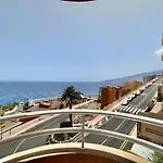 דירה Stunning 3 Bedroom In With Ocean Views *
