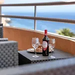 דירה Stunning 3 Bedroom In With Ocean Views