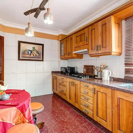 Stunning 3 Bedroom In With Ocean Views Lägenhet