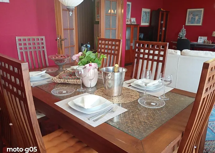 Stunning 3 Bedroom In With Ocean Views * Radazul